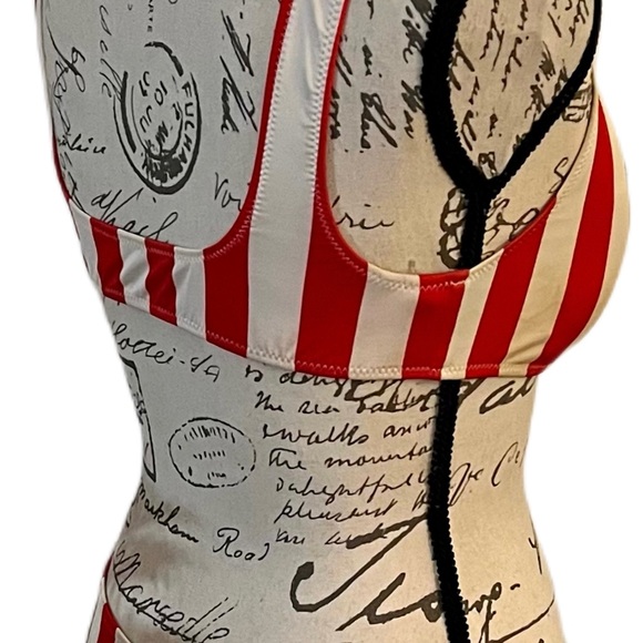 SOLID & STRIPED
The Riad Cream Stripe Elle Bikini top medium/ bottom small - Picture 4 of 11